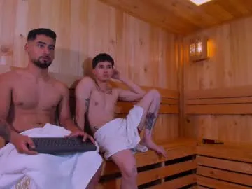 milavalentinax – webcam model profile photo Image 2