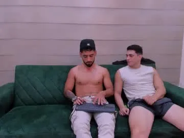 milavalentinax – webcam model profile photo Image 5