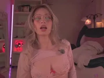 realtryit – webcam model profile photo Image 12