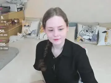 your_dolls – webcam model profile photo Image 3