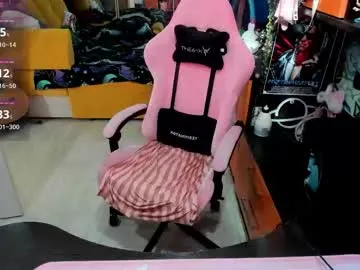 playussoftly – webcam model profile photo Image 16