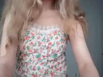 emeraldcotton – webcam model profile photo Image 12