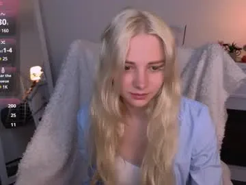 wetnaughtygirls – webcam model profile photo Image 2