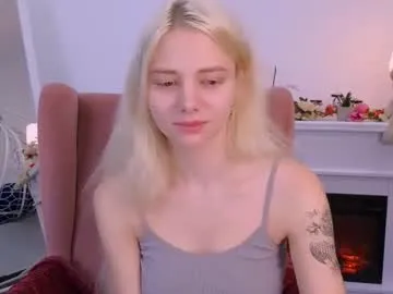 wetnaughtygirls – webcam model profile photo Image 8