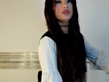 mia_greyy – webcam model profile photo Image 2