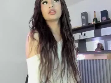 mia_greyy – webcam model profile photo Image 3