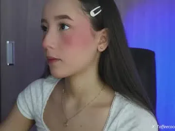 playussoftly – webcam model profile photo Image 18