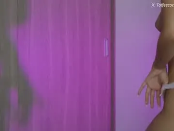 playussoftly – webcam model profile photo Image 7