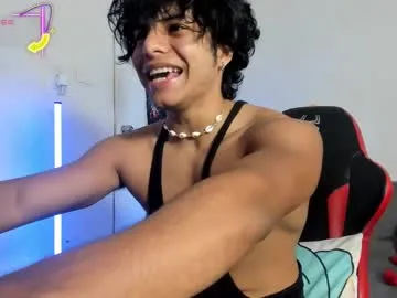 petites_perles – webcam model profile photo Image 10