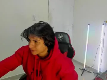 petites_perles – webcam model profile photo Image 18