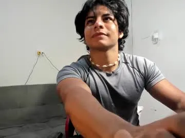 petites_perles – webcam model profile photo Image 9