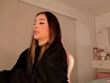 fannygarland – webcam model profile photo Image 3