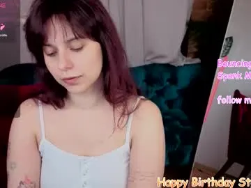 albaandthayron – webcam model profile photo Image 2