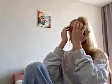 loving_ladies – webcam model profile photo Image 2