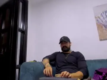 petites_perles – webcam model profile photo Image 13