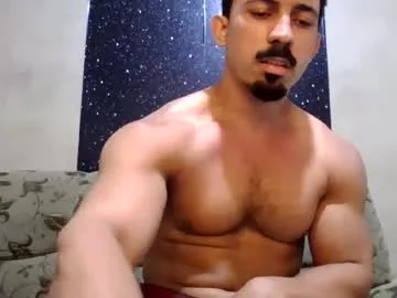 adri_crof – webcam model profile photo Image 7