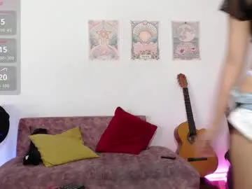 shiny_lily – webcam model profile photo Image 18