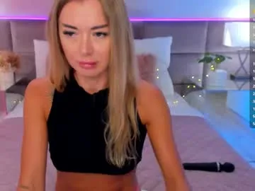 your_dolls – webcam model profile photo Image 11