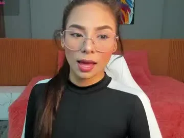 whitekelly – webcam model profile photo Image 9