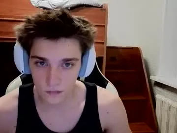 tai_fun – webcam model profile photo Image 3