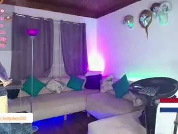 miya_shake – webcam model profile photo Image 18