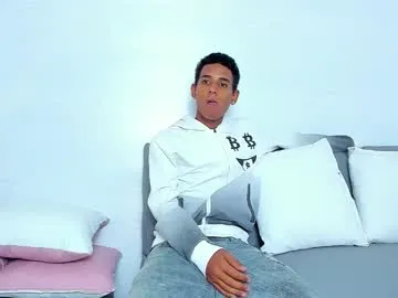 molly_and_paul – webcam model profile photo Image 11