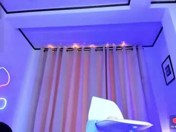 kristigroune – webcam model profile photo Image 5