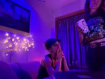 lolatheangel – webcam model profile photo Image 3