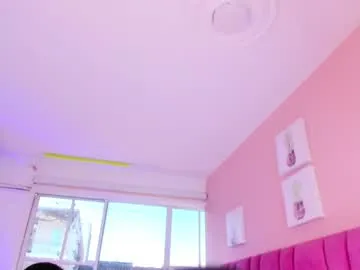 kira0541 – webcam model profile photo Image 4