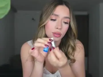 alexzaa_fox – webcam model profile photo Image 7