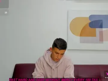 sayluna – webcam model profile photo Image 2