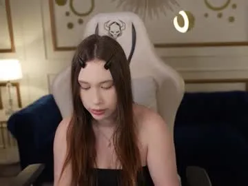 lushianafitness – webcam model profile photo Image 13