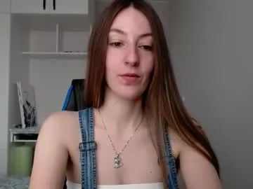 cinacandy – webcam model profile photo Image 2