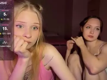 your_dolls – webcam model profile photo Image 11