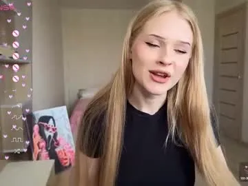 your_dolls – webcam model profile photo Image 2