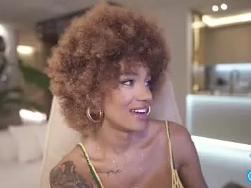 cris__alex__ – webcam model profile photo Image 7