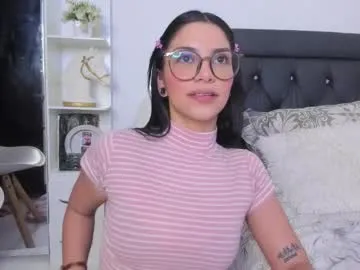 angelsofaurora – webcam model profile photo Image 12