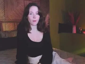 evahothead – webcam model profile photo Image 3