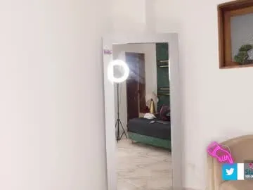 realtryit – webcam model profile photo Image 11