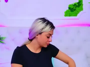 wet_dreamm22 – webcam model profile photo Image 13