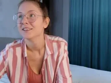 realtryit – webcam model profile photo Image 7