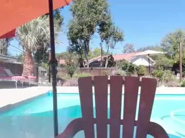 loiskapoi – webcam model profile photo Image 17