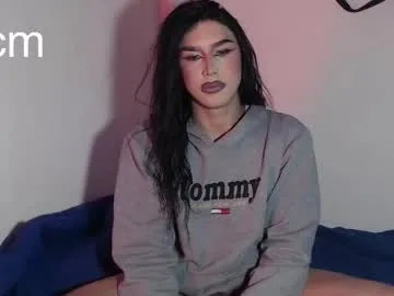 lina_kriss – webcam model profile photo Image 3