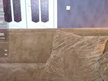 neonquack – webcam model profile photo Image 5