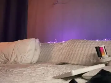 loving_ladies – webcam model profile photo Image 11