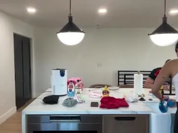 magical_mermaids – webcam model profile photo Image 9