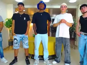 mila_good – webcam model profile photo Image 2