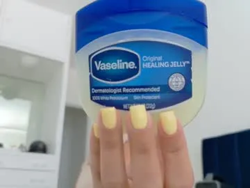 ewagreen – webcam model profile photo Image 7