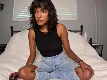 ErikaBonnie – webcam model profile photo Image 4