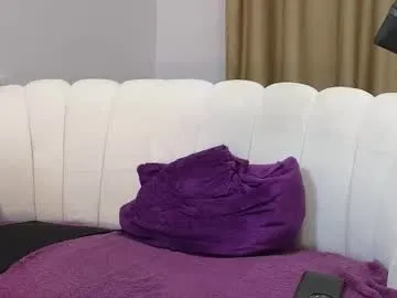 your_dolls – webcam model profile photo Image 2